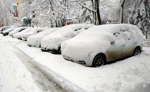 Госавтоинспекция Краснодара обращается к водителям с просьбой освободить улицы для снегоуборочной техники