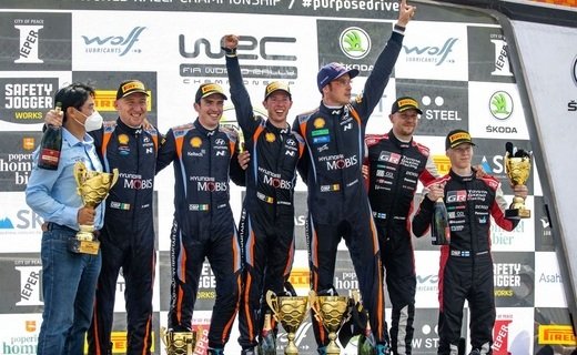 Пилот команды Hyundai Motorsport Тьерри Невилль стал победителем первого в истории мирового чемпионата "Ралли Бельгия"
