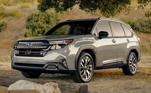 Компания Subaru представила на автосалоне в Лос-Анджелесе (США) кроссовер Forester нового поколения