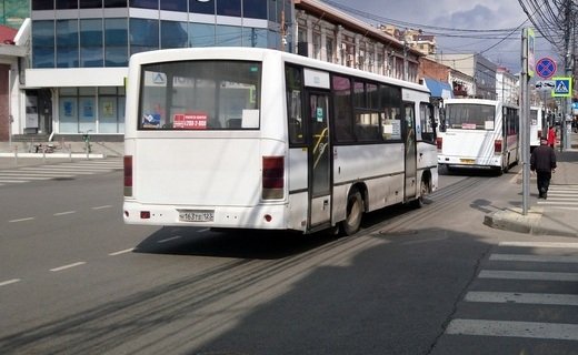 В Краснодаре на участке переулка Гаражного временно изменится движение автобусов №№ 21, 93, 146А и 170А