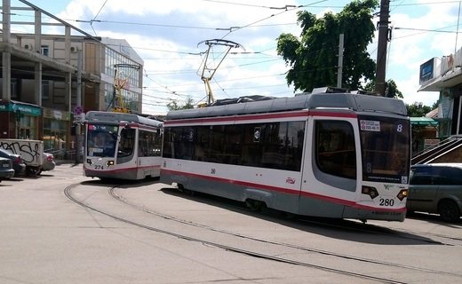 Вечером 19 июля в Краснодаре изменятся шесть трамвайных маршрутов из-за замены рельсошпальной решётки