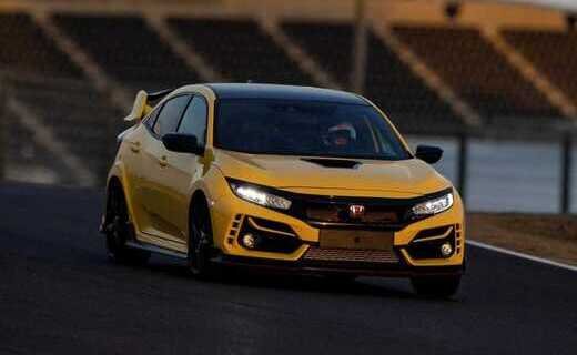 Honda Civic Type R Limited Edition стал почти на 1,5 секунды быстрее, чем Renault Megane RS Trophy-R