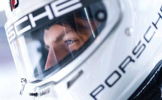 Компания Porsche объявила об отказе от переговоров с Red Bull по вопросу совместного участия в "Формуле 1