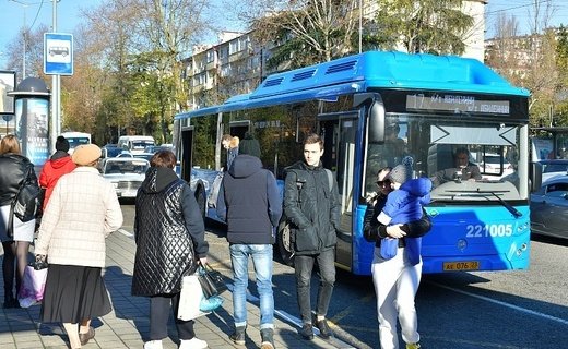 В течении 2023 и 2024 годов в Сочи поступит ещё 51 автобус на природном газе, заявил мэр курорта Алексей Копайгородский