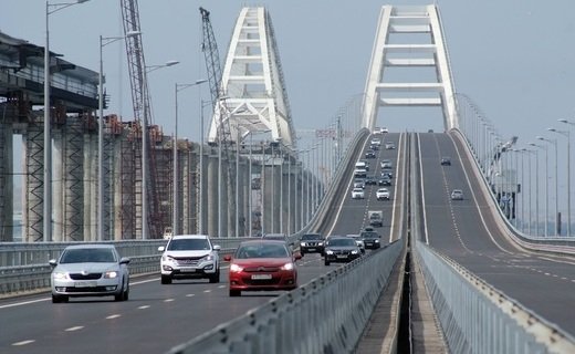 Самое часто нарушение ПДД на мосту - превышение скорости