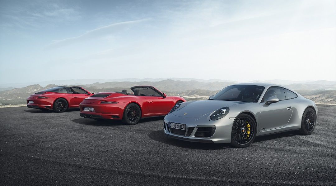 Porsche представила в Детройте спорткар 911 GTS