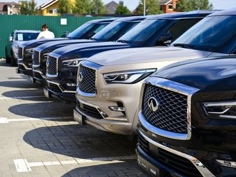 Импорт автомобилей в Россию рухнул на 65 процентов