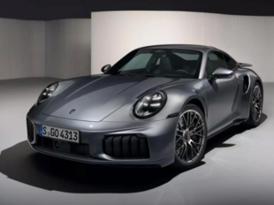 На российский рынок хотят привезти новый Porsche 911