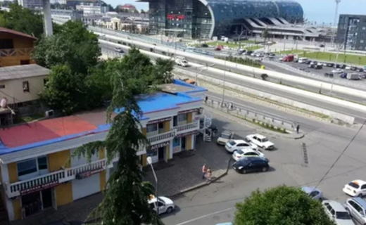 Продолжаются планово-предупредительные работы на путепроводе «Голубые дали» в районе адлерского ЖД-вокзала