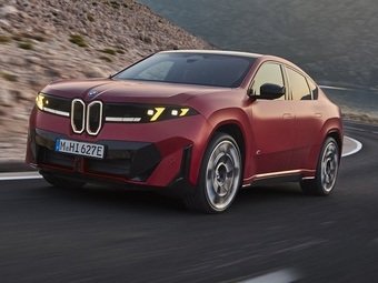 Компания BMW представила очередную модель на платформе Neue Klasse - новый электрический кроссовер BMW iX4
