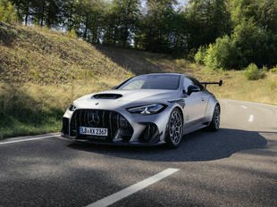 Mercedes-AMG CLE 646 Spezialanfertigung стал второй моделью в эксклюзивной линейке Mercedes-Benz Mythos
