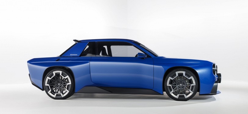 Renault возродила легендарный 8 Gordini в формате электрического купе