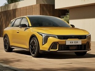 Kia привезла в Европу конкурента VW Golf