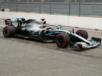 "Изменяем концепцию": Тото Вольф рассказал о болиде Mercedes на 2024 год