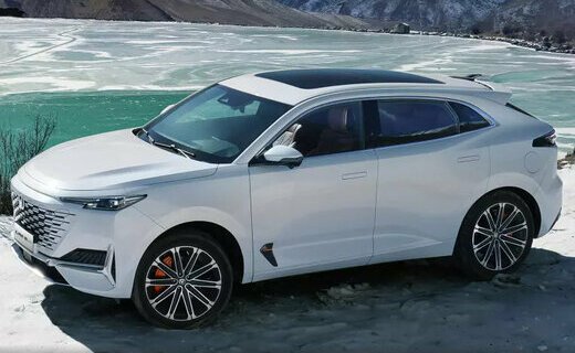 Китайская компания Changan привезла в Россию гибридный кроссовер Uni-K iDD за 5 219 900 рублей