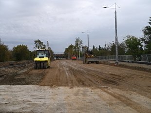 Движение к аэропорту по Фадеевскому путепроводу могут частично открыть уже в октябре
