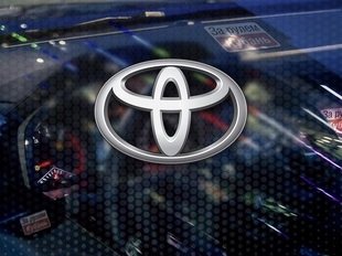 В Toyota исключили возобновление официальных продаж авто в России
