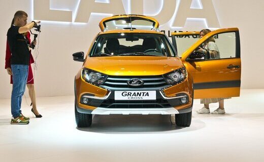Глава АвтоВАЗа Максим Соколов заявил, что новая Lada Granta будет построена на платформе французской Renault - CMF-B
