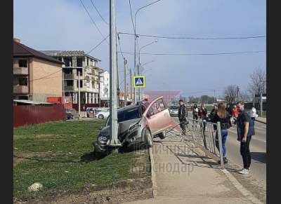 ДТП с участием несовершеннолетнего произошло в посёлке Южный Динского района