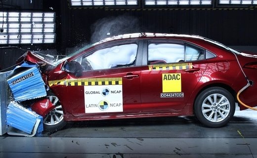 Эксперты показали, как Toyota Corolla справилась с краш-тестом