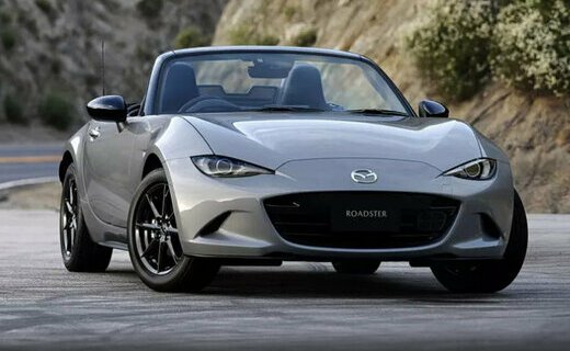 Компания Mazda представила в Японии родстер MX-5 2024 модельного года