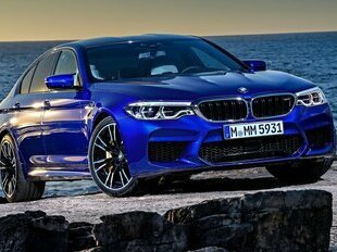 СМИ: В России зафиксировали массовую волну удаленной блокировки Porsche и BMW