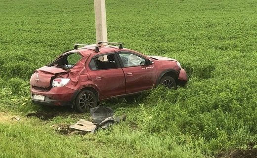 Пять человек пострадали в результате ДТП, которое произошло в Усть-Лабинском районе Краснодарского края днём 1 мая