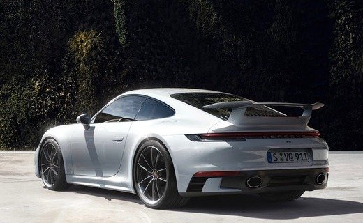 Заводское ателье Porsche Exclusive Manufaktur представило два пакета улучшений: SportDesign и Aerokit