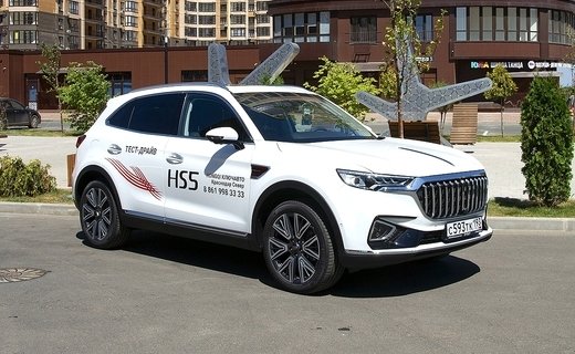 Названы автомобили, которыми больше всего интересуются россияне