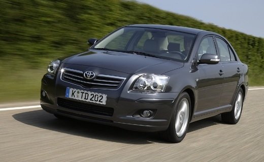 Компания Toyota из-за подушек безопасности отзывает в России 22 712 автомобиля Toyota Avensis