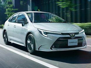 Toyota отказалась от выпуска бензиновых Corolla