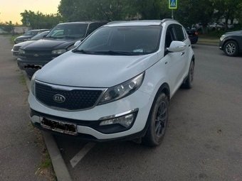В Краснодаре иномарка сбила ехавшую на самокате девочку