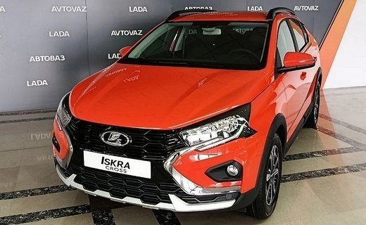 АвтоВАЗ показал кросс-универсал Lada Iskra в своем фирменном цвете