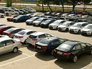 АЕБ: Продажи новых автомобилей в РФ в марте 2026 года выросли на 23 процента