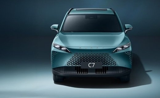 В России сертифицировали среднеразмерный китайский кроссовер Omoda C7