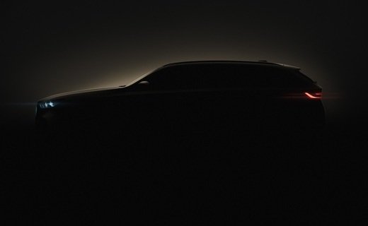 Компания BMW опубликовала первое официальное фото нового универсала BMW 5-й Серии Touring, его представят весной 2024 года