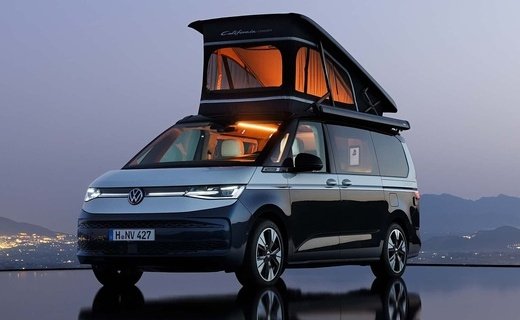 На выставке Caravan Salon 2023 в Дюссельдорфе компания Volkswagen представила кемпер T7 California нового поколения