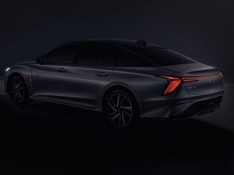 Лифтбек Hongqi H6 получил в России двухлитровый мотор