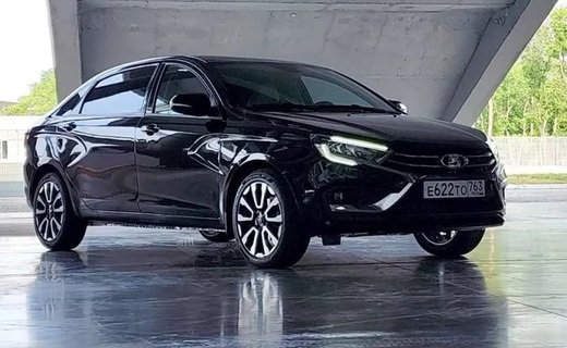 Глава Сбербанка Герман Греф не смог завести автомобиль Lada Aurа из-за срабатывания системы защиты