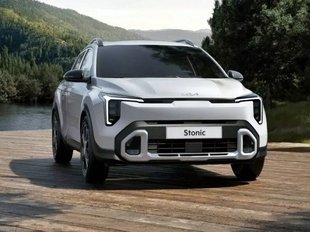 Компания Kia обновила кроссовер Stonic