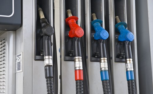 Цена литра бензина Аи-92 в среднем увеличилась на 14 копеек