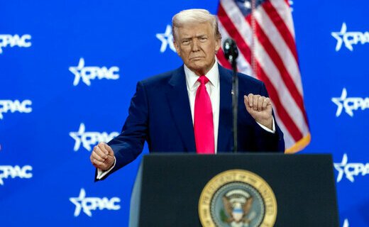 Президент США Дональд Трамп подписал указ о введении пошлин в размере 25% на импортируемые в страну легковые автомобили