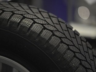 В Роскачестве предупредили об опасности китайских шин