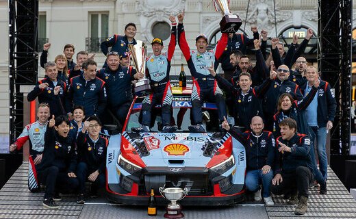 Пилот Hyundai Motorsport Тьерри Невилль стал победителем первого этапа чемпионата мира по ралли 2024 года - "Ралли Монте-Карло"