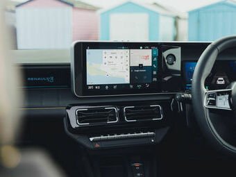 Renault 4 E-Tech electric получил высокую оценку за мультимедийную систему openR link
