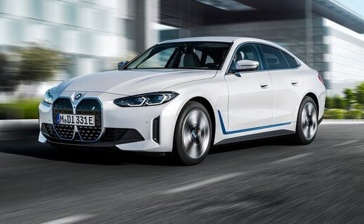 BMW i4 стала первой полностью электрической моделью марки почти за 100-летнюю историю завода BMW в Мюнхене