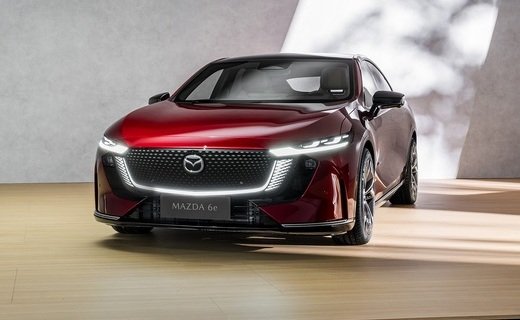 Компания Mazda представила в рамках Брюссельского автосалона новый электрический хэтчбек Mazda6e