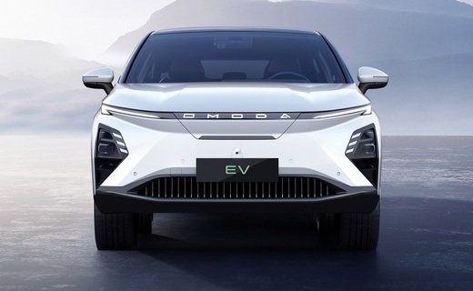 Китайский бренд Omoda рассекретил дизайн своего кроссовера C5 EV, который появится в продаже в четвертом квартале 2023 года