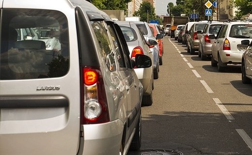 В автосалоны поступили новые универсалы Lada Largus Cross
