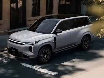 Раскрыт дизайн гибридного кроссовера GAC S7